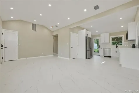 7 Surrey Road Massapequa NY 11758