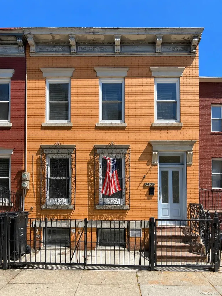 3409 29th Street Astoria NY 11106