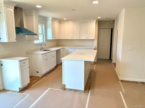 69 Offaly Street Amityville NY 11701