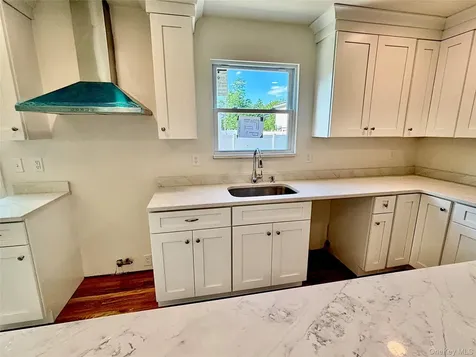 69 Offaly Street Amityville NY 11701