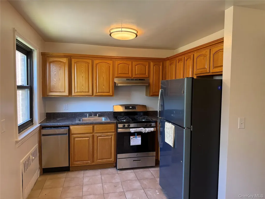 130 Virgina Road White Plains NY 10603