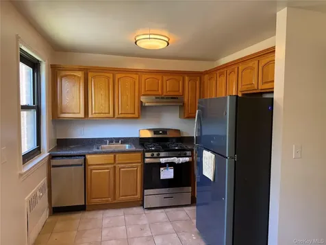 130 Virgina Road White Plains NY 10603