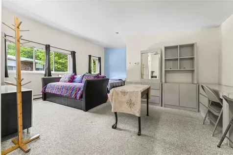 200 Lexington Avenue Oyster Bay NY 11771