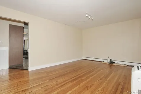1 Havervale Lane Garnerville NY 10923