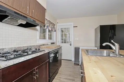 1 Havervale Lane Garnerville NY 10923