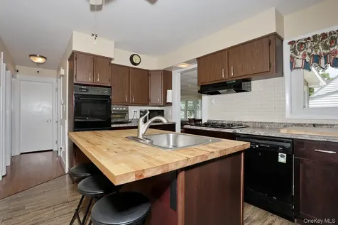 1 Havervale Lane Garnerville NY 10923