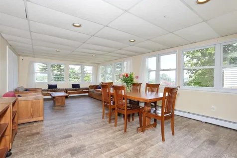 1 Havervale Lane Garnerville NY 10923