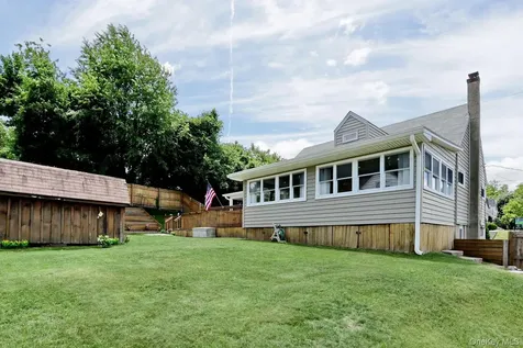 1 Havervale Lane Garnerville NY 10923