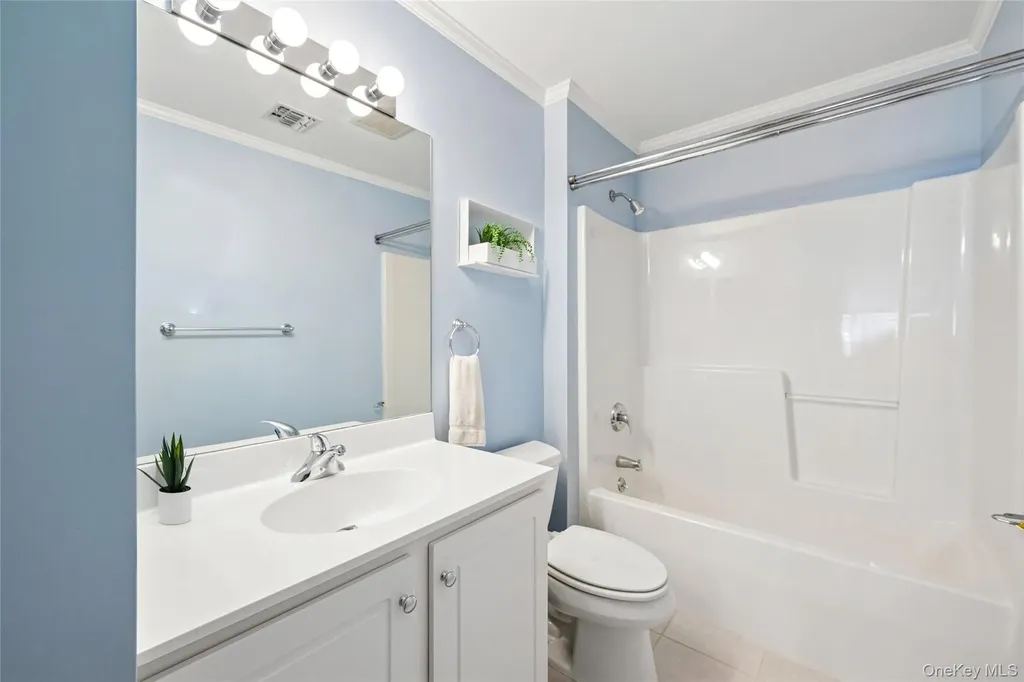 176 Melody Court Eastport NY 11941