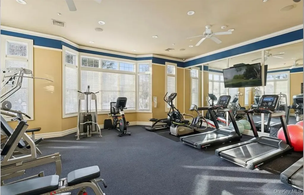 176 Melody Court Eastport NY 11941