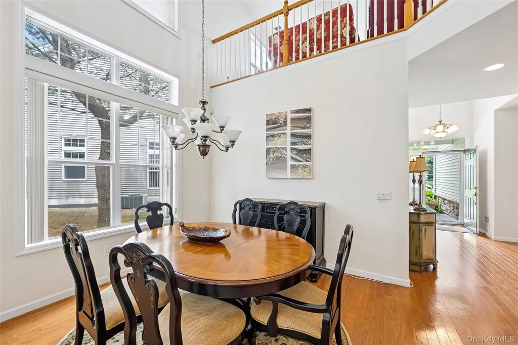 176 Melody Court Eastport NY 11941