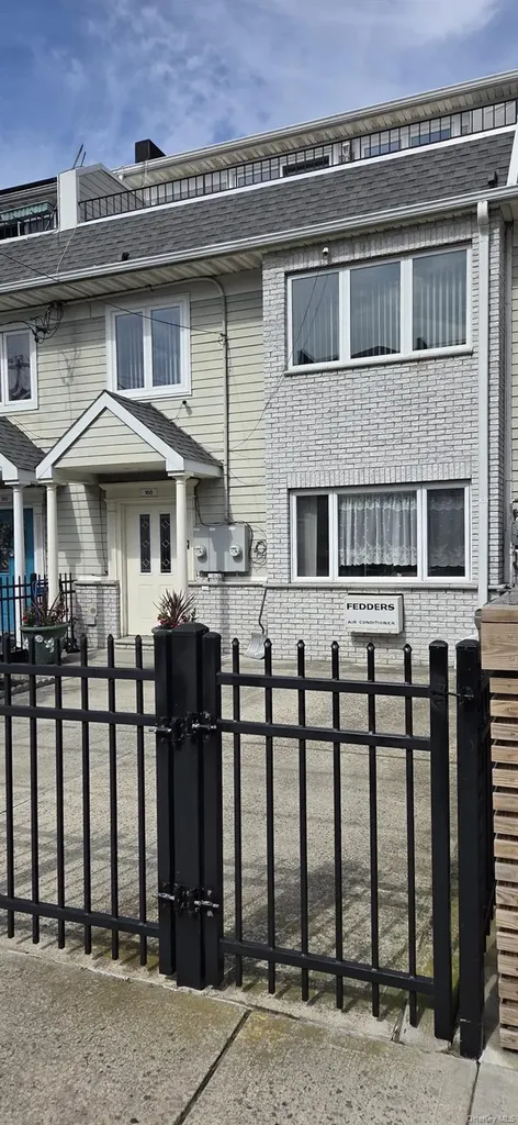 168 Beach 96th Street Far Rockaway NY 11693