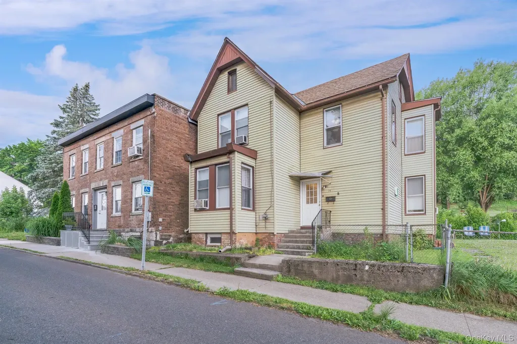 19 W Union Street Kingston NY 12401