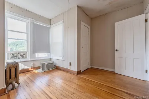 19 W Union Street Kingston NY 12401