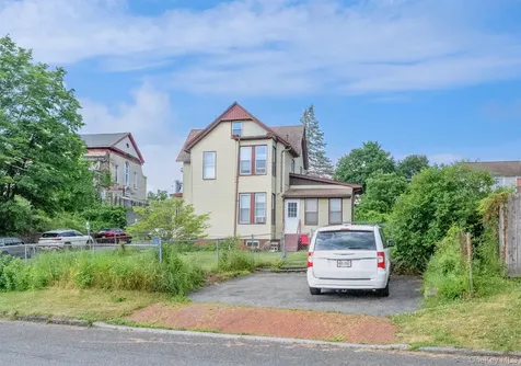 19 W Union Street Kingston NY 12401