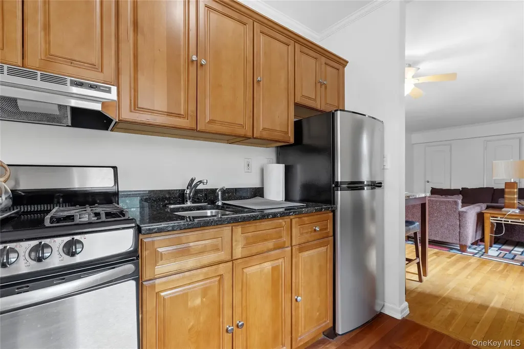 611 Palmer Road Yonkers NY 10701