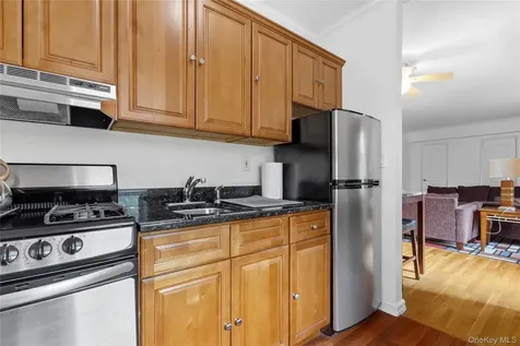611 Palmer Road Yonkers NY 10701