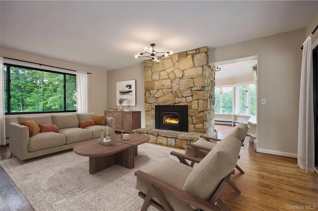 32 Cole Road Pleasant Valley NY 12569