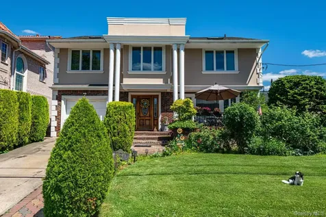21643 28th Road Bayside NY 11360
