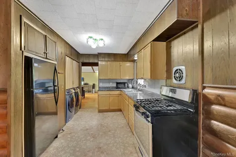 22 Ballard Street Smallwood NY 12778