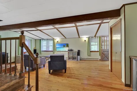 22 Ballard Street Smallwood NY 12778