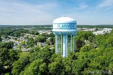 80 Elmwood Street Plainview NY 11803