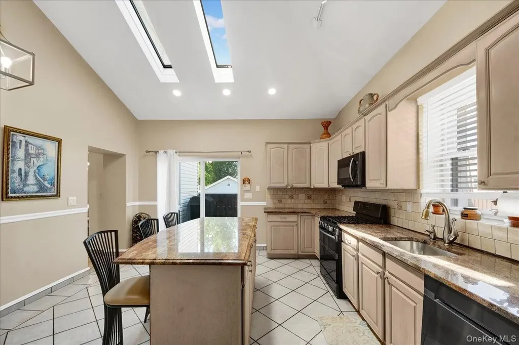 0000 Dean Avenue Bronx NY 10465