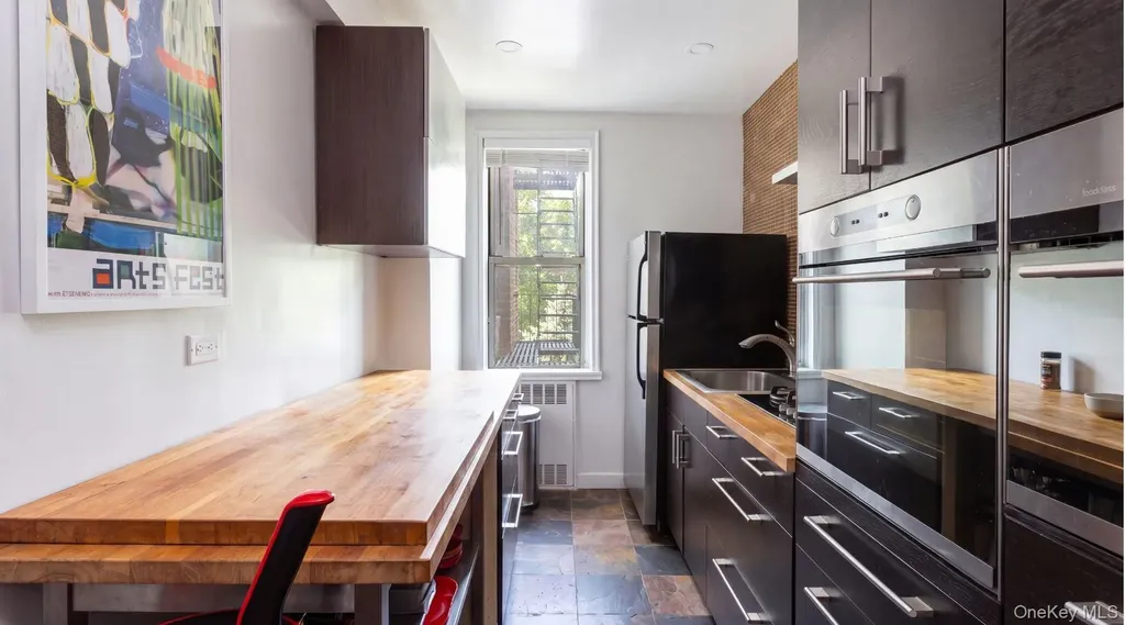 5620 Netherland Avenue Bronx NY 10471
