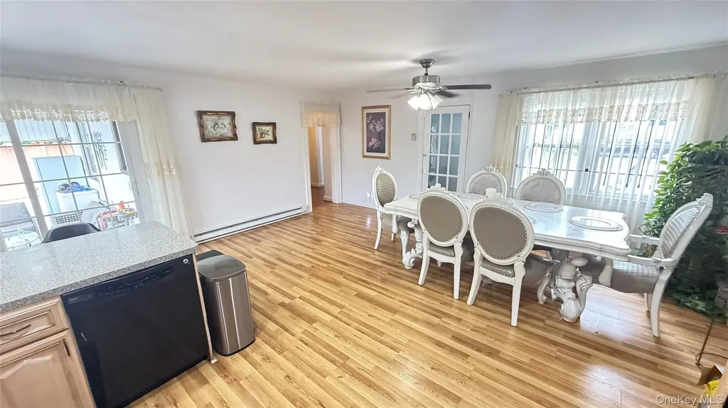 706 Partridge Avenue West Hempstead NY 11552