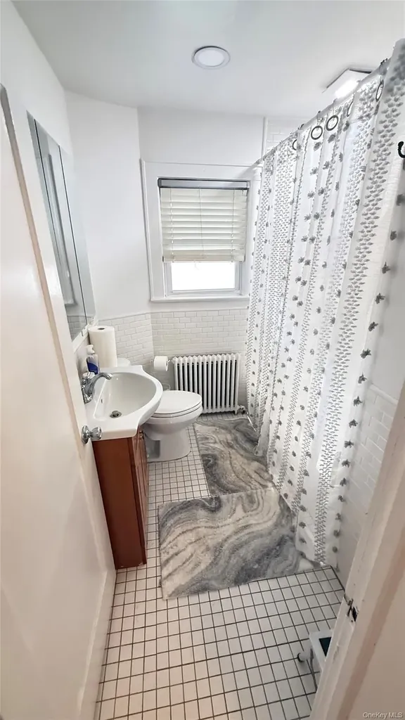 706 Partridge Avenue West Hempstead NY 11552