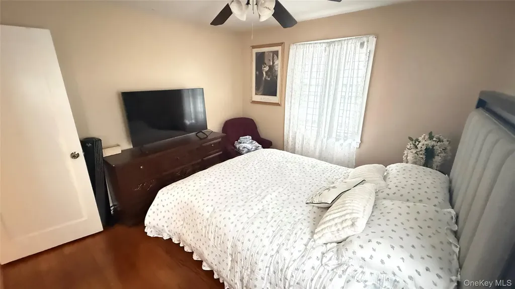 706 Partridge Avenue West Hempstead NY 11552