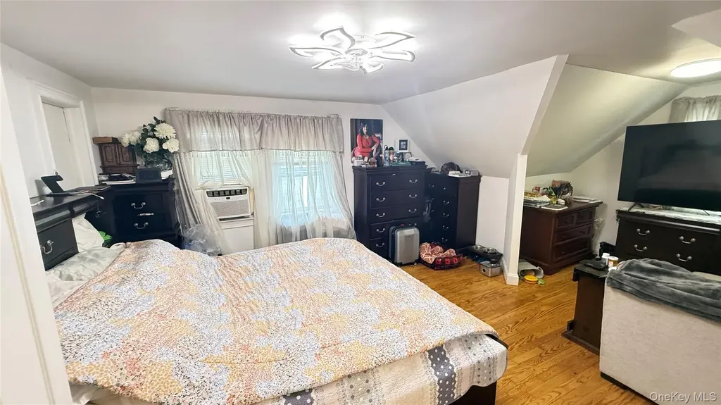 706 Partridge Avenue West Hempstead NY 11552