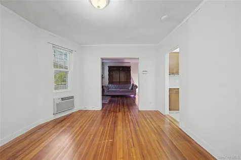 40 Dewey Avenue New Rochelle NY 10801