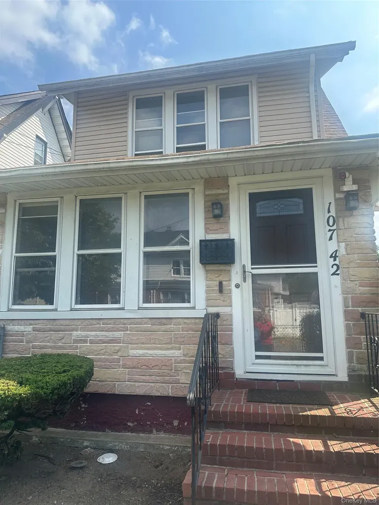 10742 Robard Lane Queens Village NY 11429