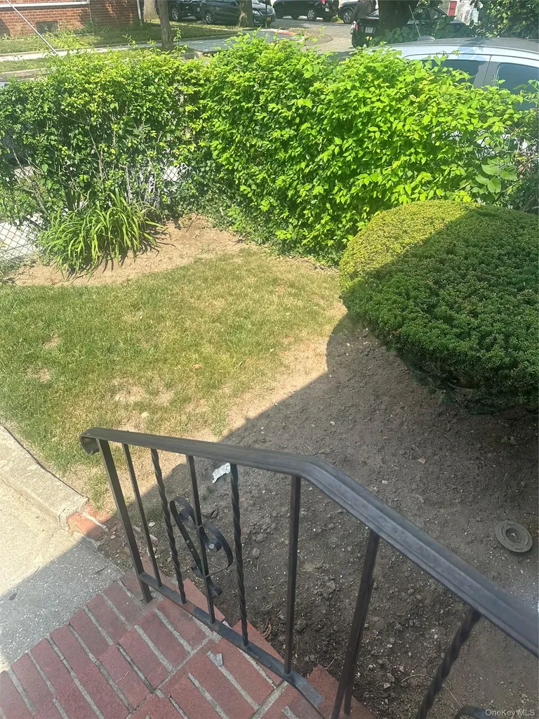 10742 Robard Lane Queens Village NY 11429