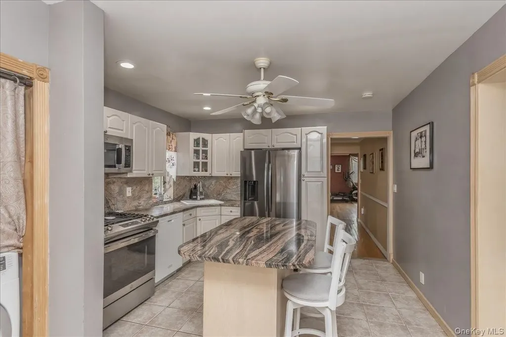 3158 Rawlins Avenue Bronx NY 10465