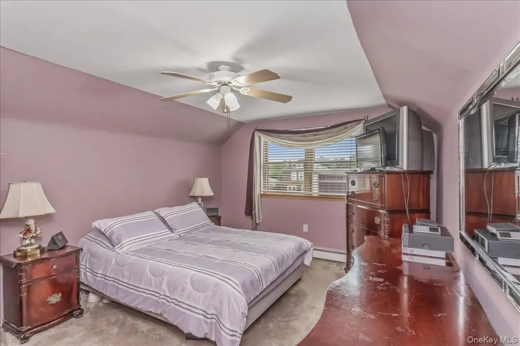 3158 Rawlins Avenue Bronx NY 10465