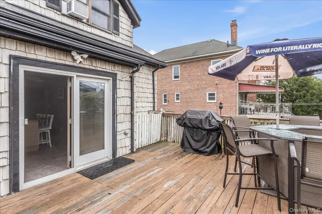 3158 Rawlins Avenue Bronx NY 10465