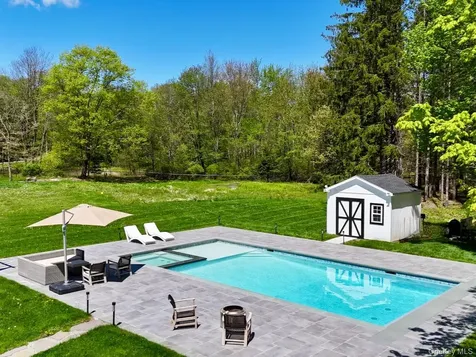 6 Byrds Hill Road Pawling NY 12564