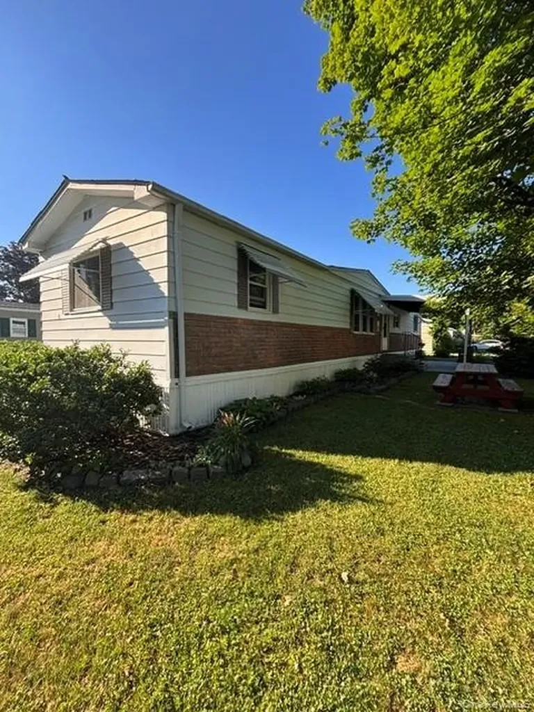 1040 Violet Avenue Hyde Park NY 12538