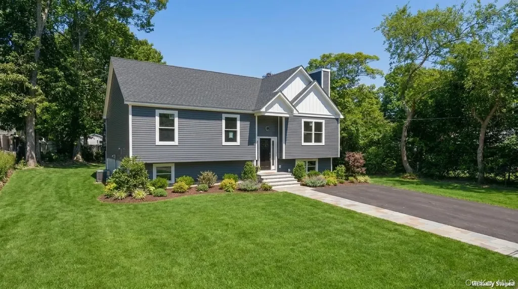 133B Shinnecock Avenue Mastic NY 11950