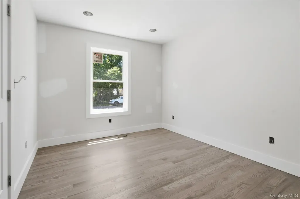 133B Shinnecock Avenue Mastic NY 11950