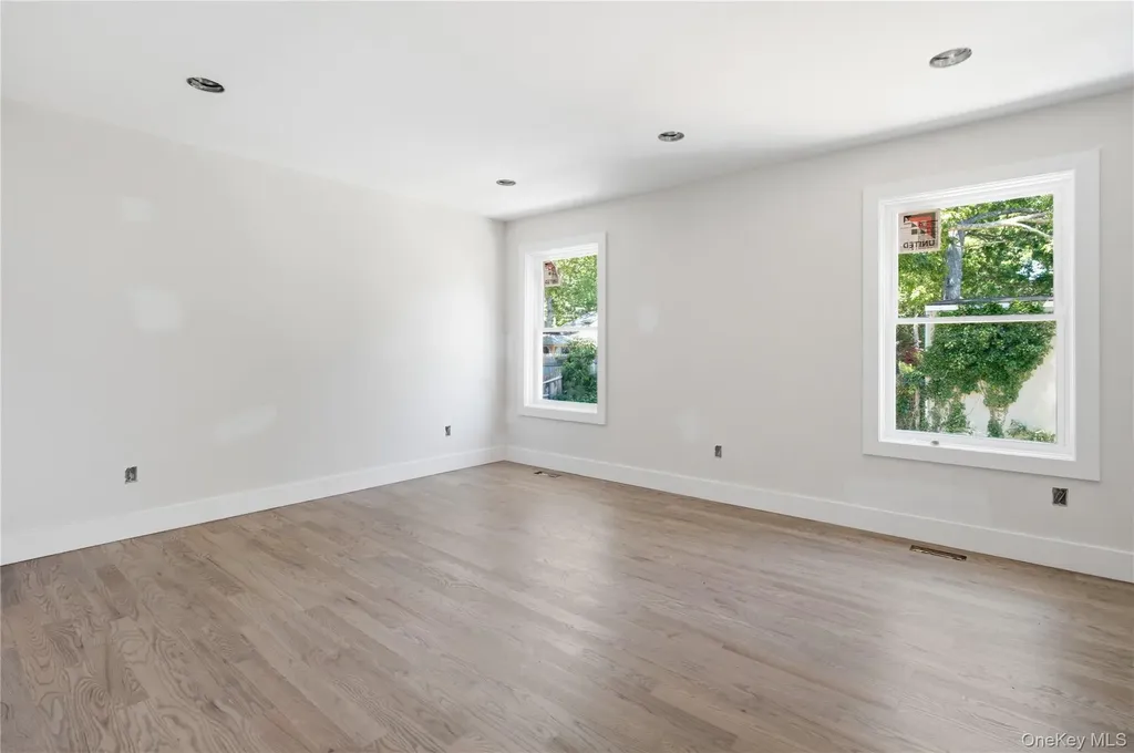 133B Shinnecock Avenue Mastic NY 11950