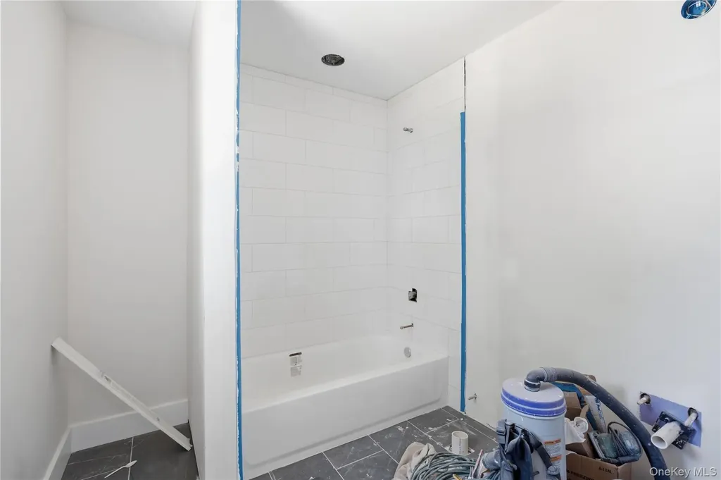 133B Shinnecock Avenue Mastic NY 11950