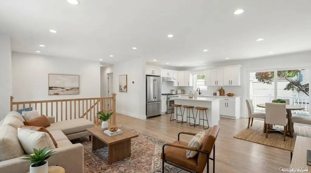133B Shinnecock Avenue Mastic NY 11950