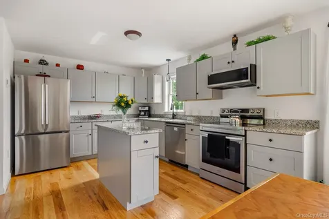 75 Eastern Parkway Germantown NY 12526