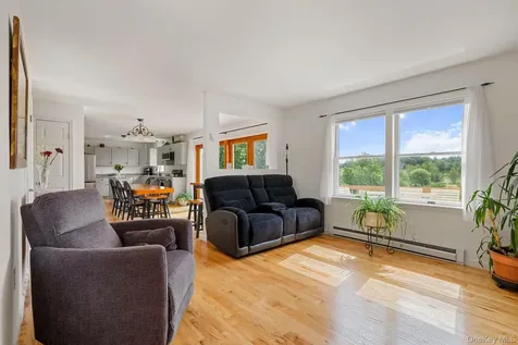 75 Eastern Parkway Germantown NY 12526