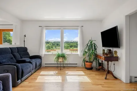 75 Eastern Parkway Germantown NY 12526