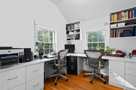 131 Douglas Road Chappaqua NY 10514