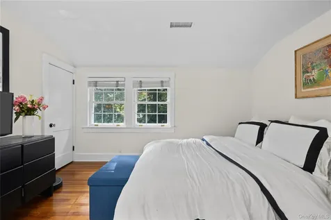 131 Douglas Road Chappaqua NY 10514